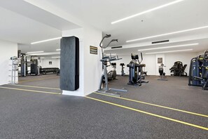 Fitness facility - Manhattan CBD Stay, Resort-Style Prime Location (City)