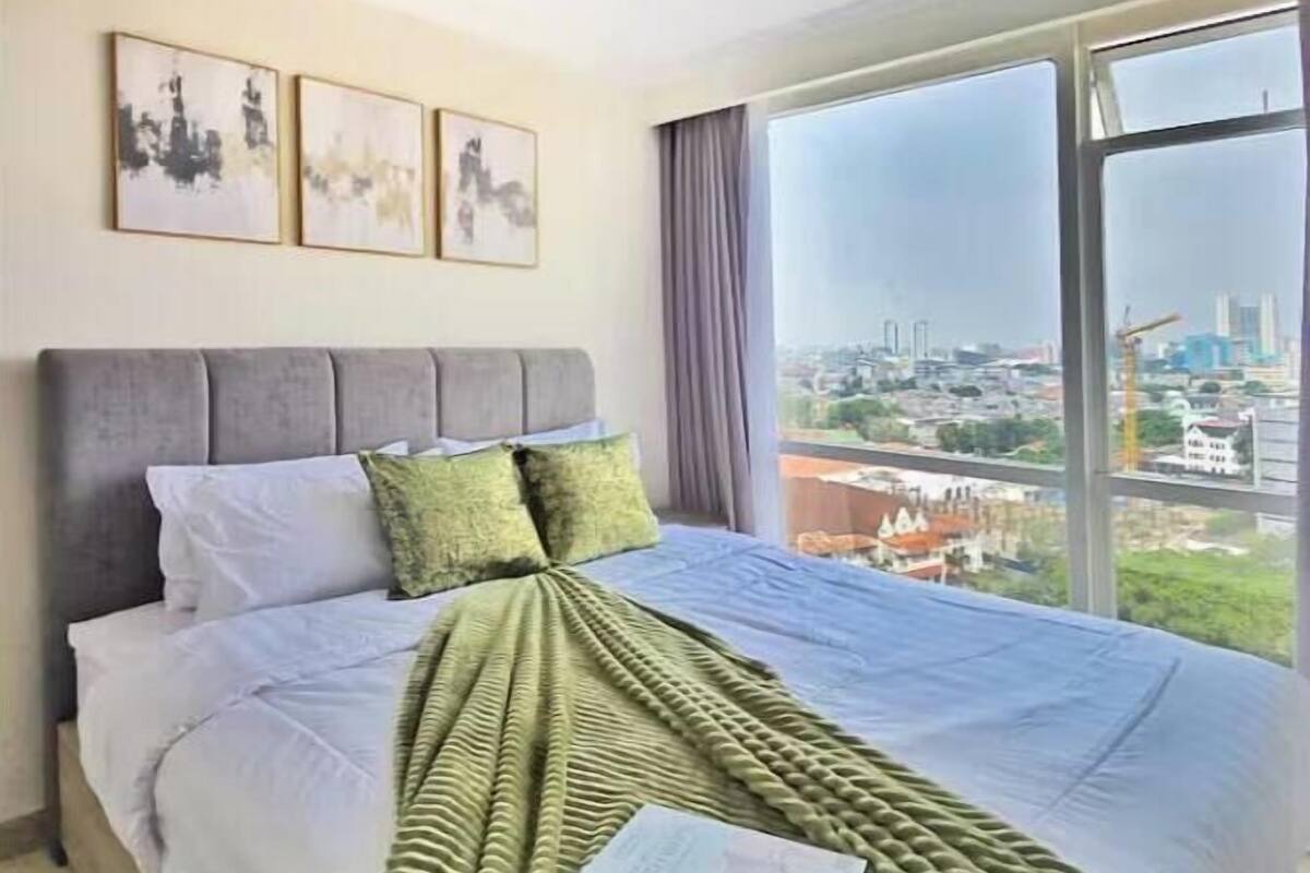 Apartamento, 2 habitaciones, vistas a la ciudad | Tabla de planchar con plancha y wifi gratis