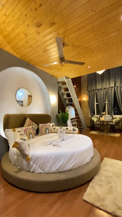 Advaya Stays - A Luxury Retreat