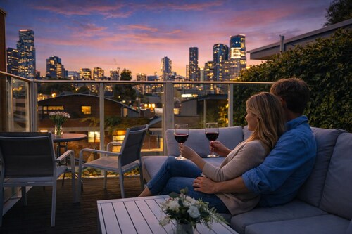 Rare 3-Car Parking! 3BR2B Terrace w/ City View and Garden - CBD at your doorstep