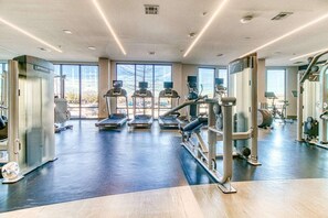 Fitness facility - Skyline Views Midtown 1BR Cozy & Comfortable (Houston)