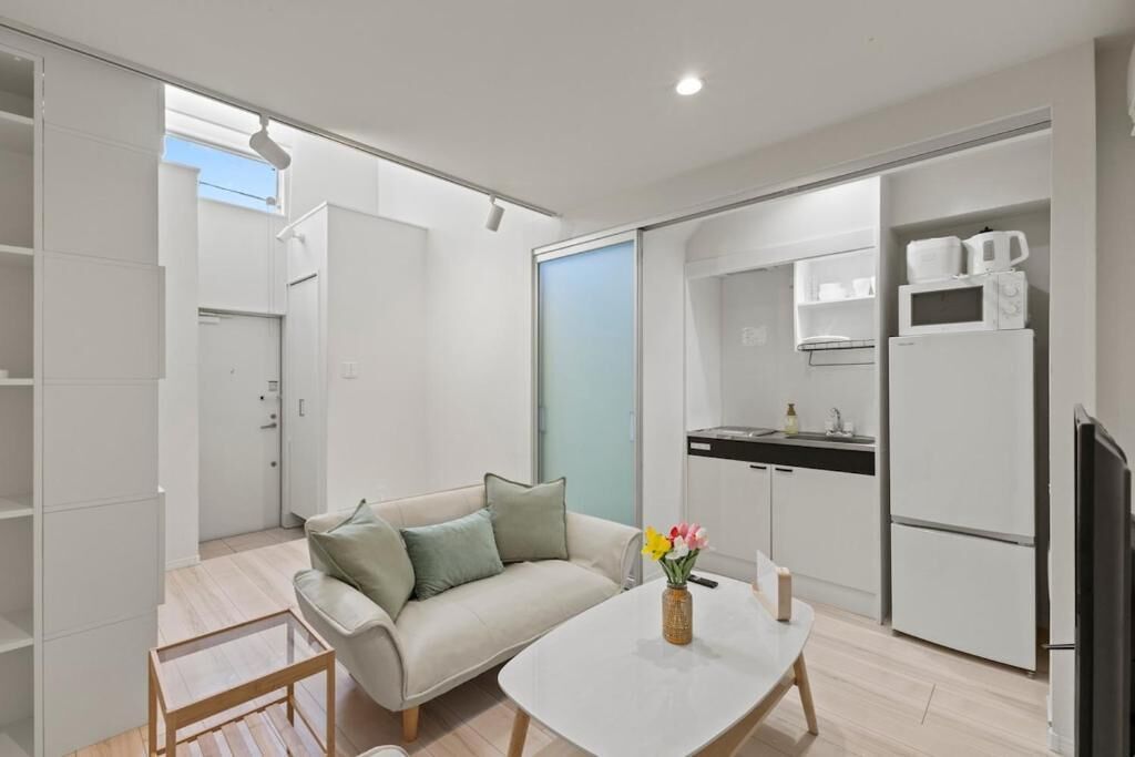 Apartment, 1 Bedroom, Non Smoking, Private Bathroom | Blackout drapes, iron/ironing board, free WiFi, bed sheets