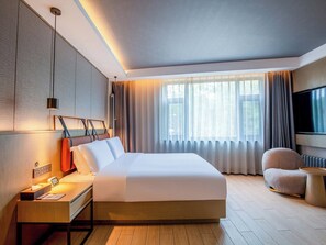 Suite familiar | Cortinas opacas y sistema de insonorización