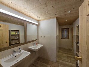 Imagem sem classificação, 2 de 32, botão