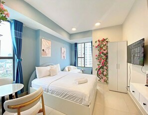 Apartamento básico | Ropa de cama de alta calidad y decoración individual