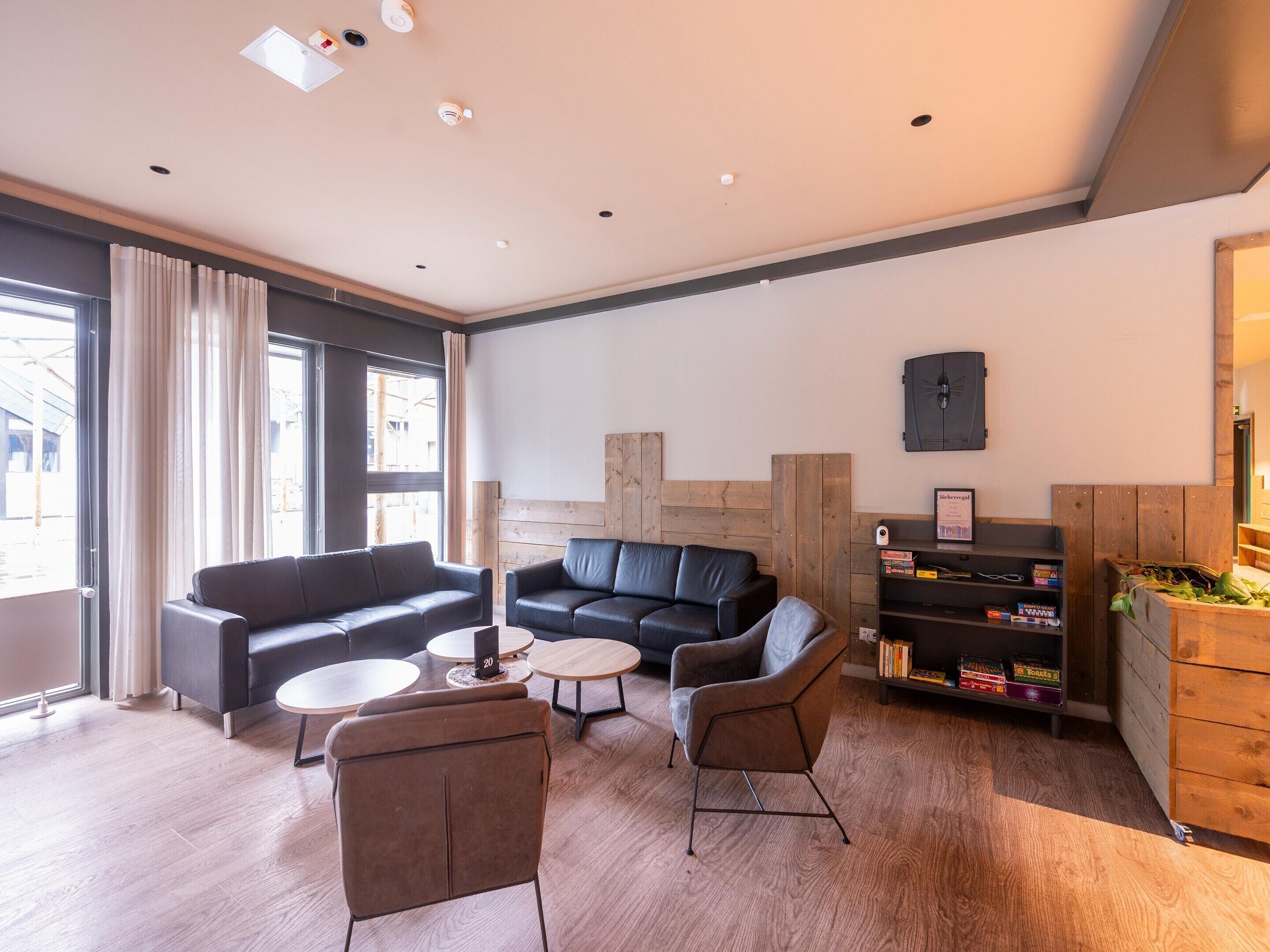 Deluxe Apartment, 3 Bedrooms | Reception