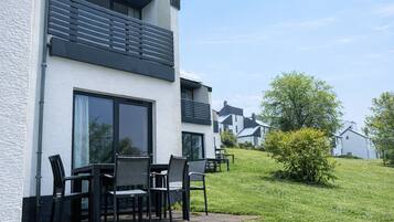 Classic House, 3 Bedrooms | Balcony