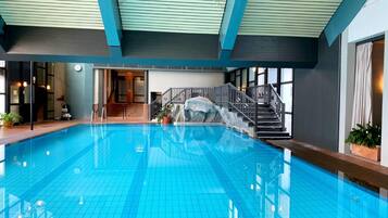 Classic Apartment, 3 Bedrooms | Pool | Outdoor pool