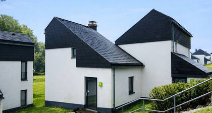 Lavish Holiday Home in Oberhambach