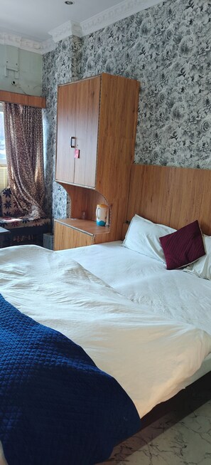 Unclassified image, 3 of 5, button - Hotel Manali (Prayagraj)