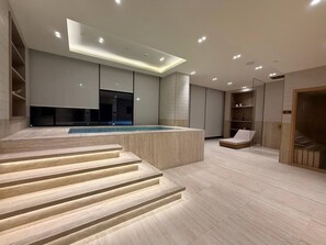 Spa - 1BR Oasis Featuring a Private Mini Pool on the Balcony with Community Views (Dubai)