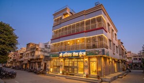 Exterior - SHRI HARIVANSH SEWA KUNJ (Vrindavan)