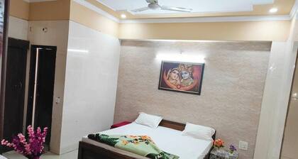 SHRI HARIVANSH SEWA KUNJ