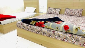 三人房 | 免費無線上網、床單