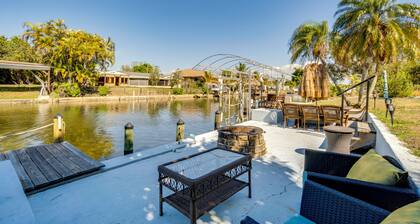 Heated Pool & Boat Dock! Port Charlotte Getaway