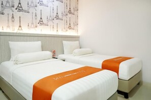 Deluxe Twin Room | Free WiFi, wheelchair access