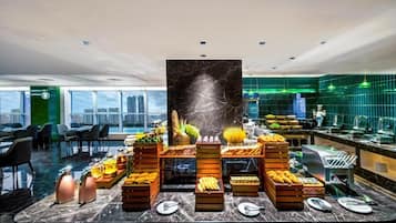 Desayuno buffet diario (CNY 128 por persona)