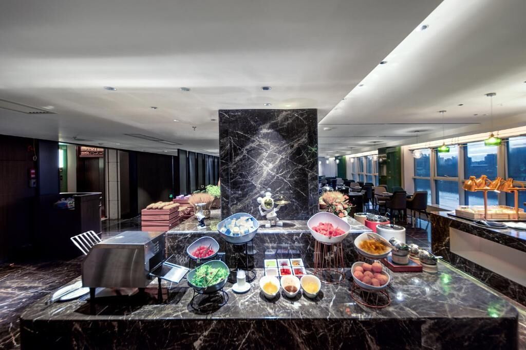 Desayuno buffet diario (CNY 128 por persona)