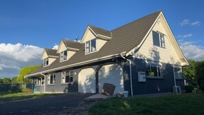 Unclassified image, 3 of 33, button - Greenhill Country Stay - Private Pool & Easy Highway Access (Puketaha)