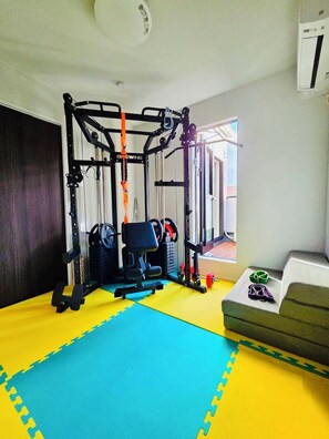 Unclassified image, 4 of 34, button