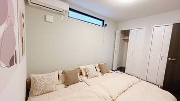 3 bedrooms, WiFi, bed sheets