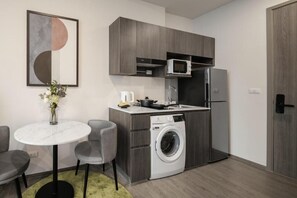 Studio | Private kitchen | Stovetop - Hampton Sriracha (Sriracha)