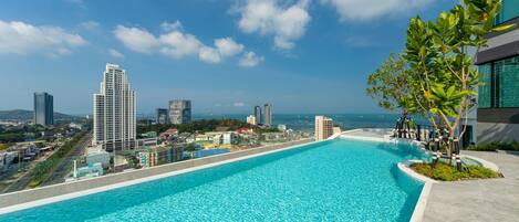 2 piscinas al aire libre