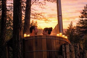 Uklassifisert bilde, 3 av 9, knapp