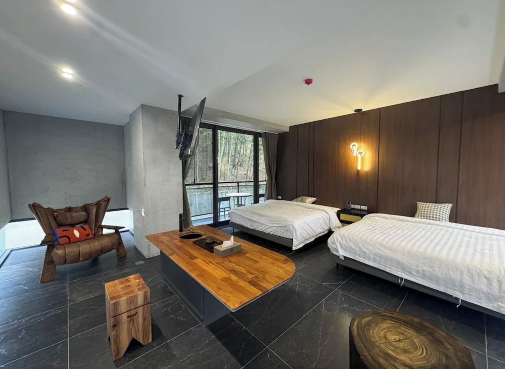 Elite Quadruple Room | Free WiFi