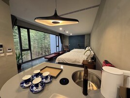 Luxury Quadruple Room | Free WiFi