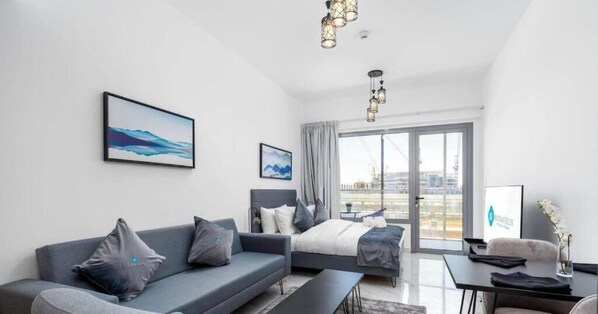 Apartment, Balcony | Living area - Bloomfields New STU in Oasis Masdar  (Abu Dhabi)