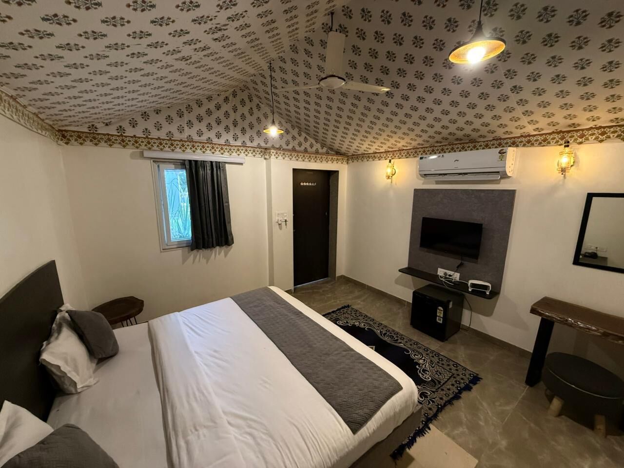 Habitación de lujo, vistas a la piscina | Wifi gratis