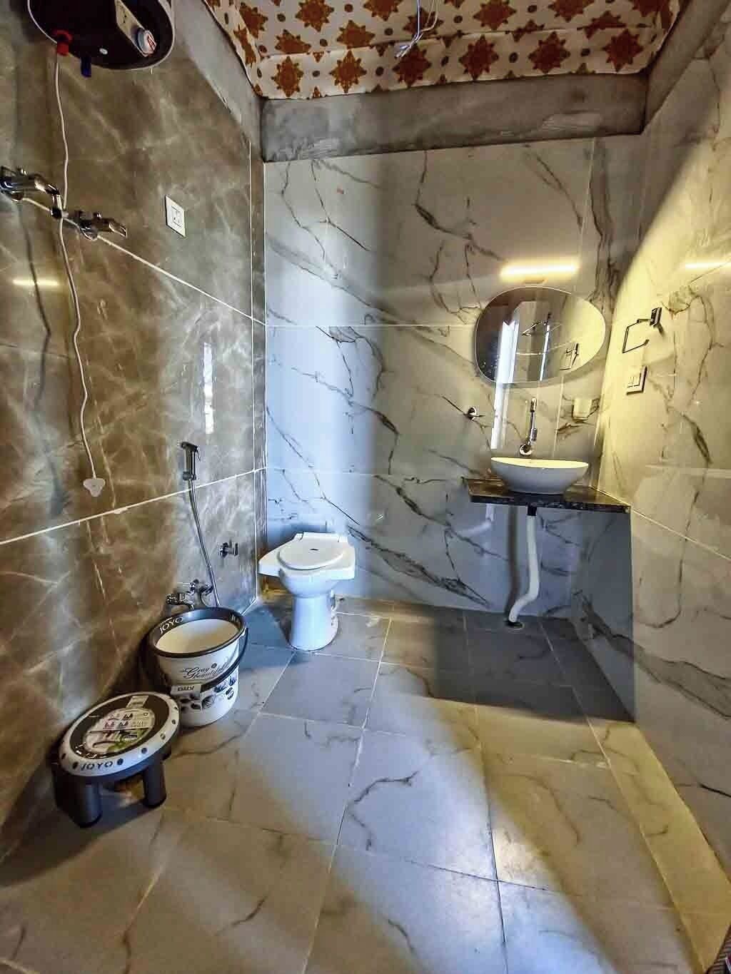 Toalettartikler (inkludert), såpe, sjampo og toalettpapir