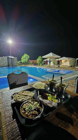 Outdoor pool. Chandraprabha Sky Jawai Resort