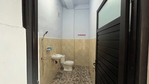 Chambre Standard | Salle de bain | Serviettes fournies