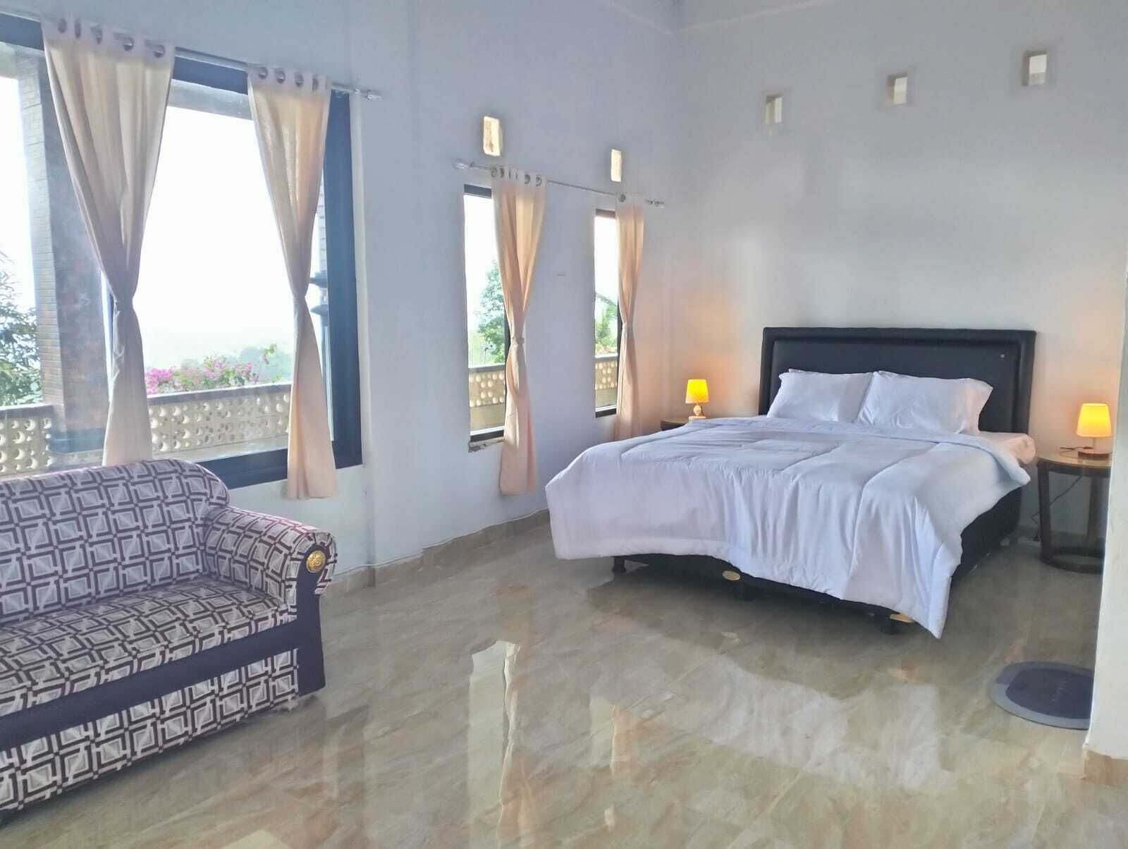 Standard Room | Desk, free WiFi