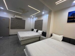 Unclassified image, 5 of 8, button - Hotel Tulsi (Chhatrapati Sambhajinagar)