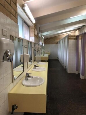 Bathroom - Big 4 Robe Lakeside Tourist Park (Robe)