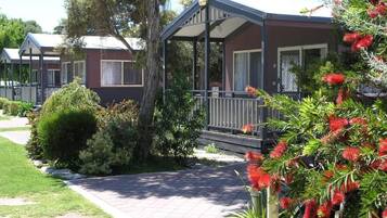 Superior Villa, Balcony, Garden View | Property grounds