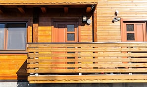 تفاصيل الفندق من الخارج