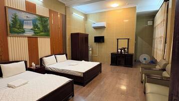 Kamar Double atau Twin Deluks | Meja kerja dan Wi-Fi gratis