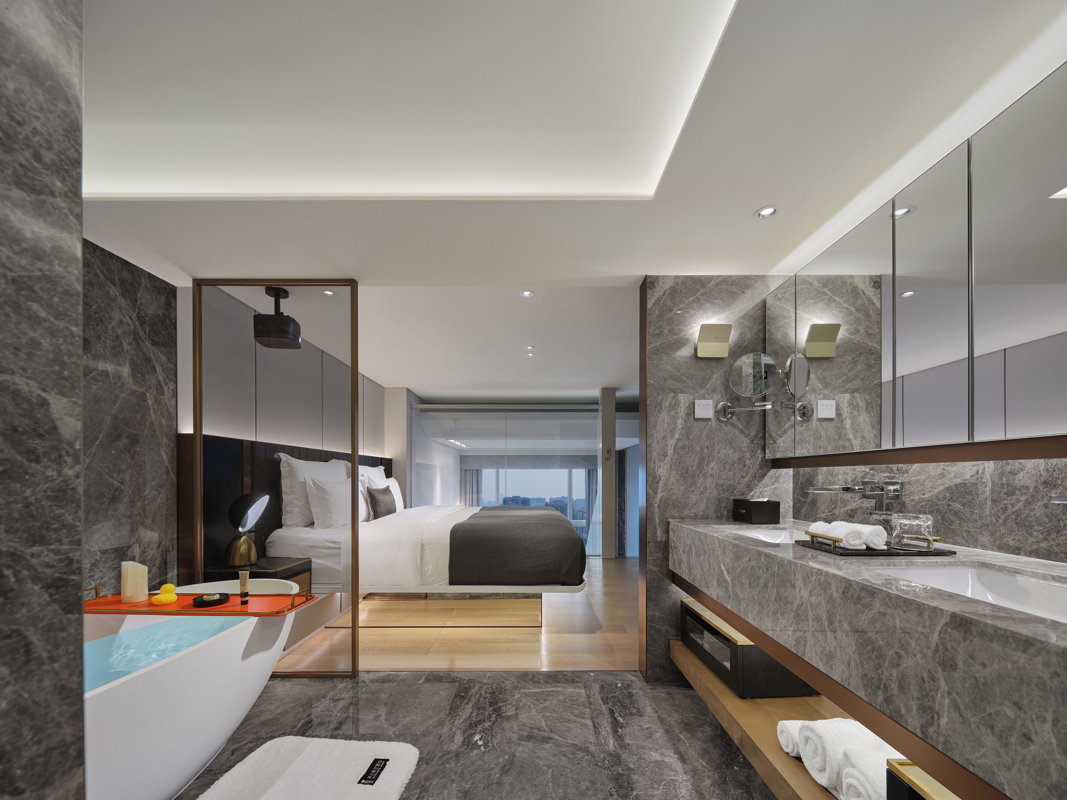 Caja de seguridad en la habitación y cortinas blackout 