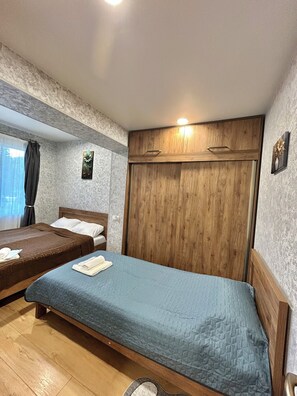 2 Schlafzimmer, Bügeleisen/Bügelbrett, Internetzugang, Bettwäsche