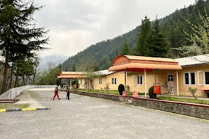 Exterior - Jagran Resort (Athmuqam)