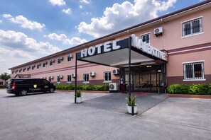 Majoituspaikan julkisivu