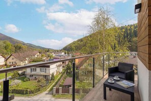 تناول الطعام بالخارج