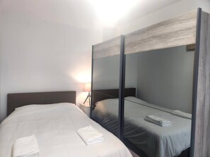 4 bedrooms, internet - Welcome to our Mouscron cocoon (Mouscron)