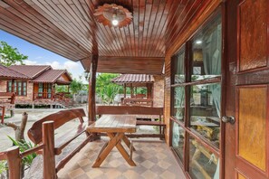 Deluxe Double Room - Chanta Boutique Place (Nai Mueng Mueang Ubon Ratchathani)