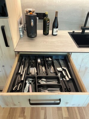 Peti sejuk, ketuhar gelombang mikro, ketuhar, dapur 