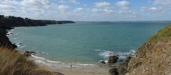 Cosy house just steps away from the sea